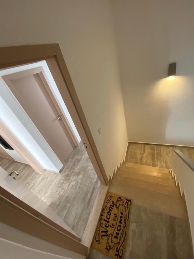 דירות לאגוּ‏ש Friendly House מראה חיצוני תמונה