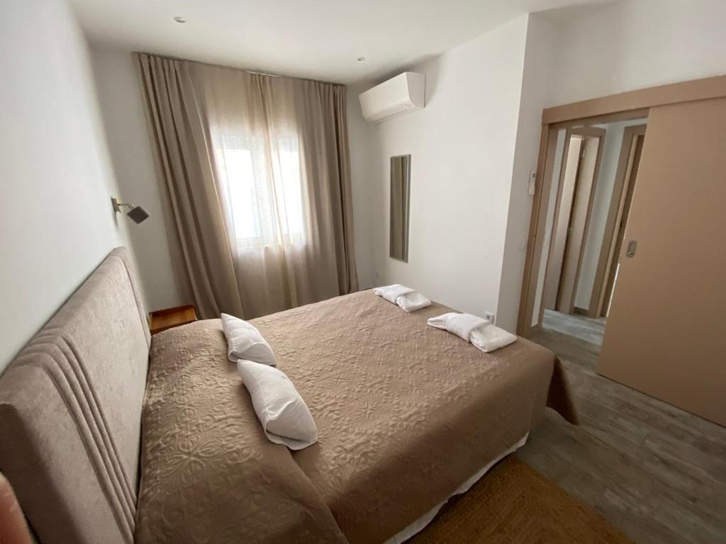 דירות לאגוּ‏ש Friendly House מראה חיצוני תמונה
