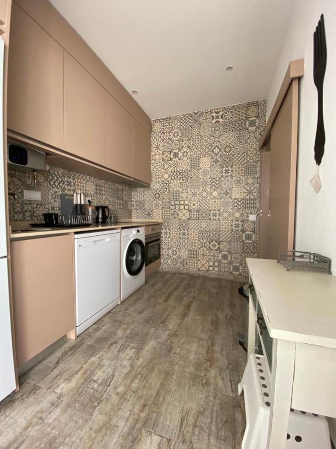 דירות לאגוּ‏ש Friendly House מראה חיצוני תמונה